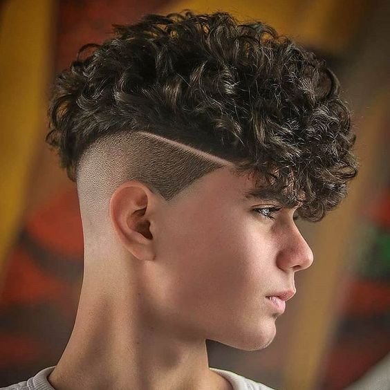 42 Cortes de Cabelo Cacheado Masculino (curto, longo e médio) para se  Inspirar – O Cara Fashion