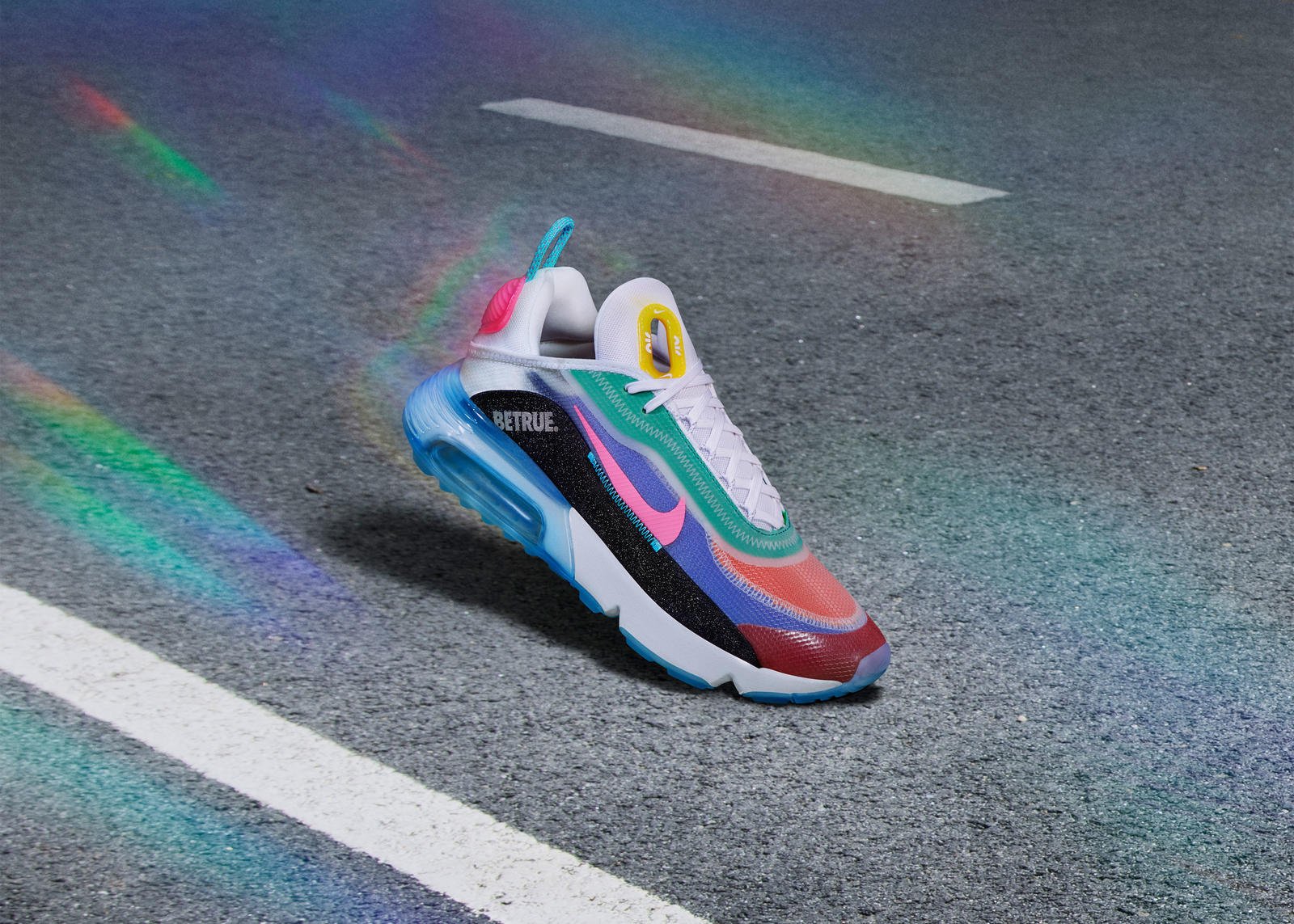 tenis nike lgbt 2022