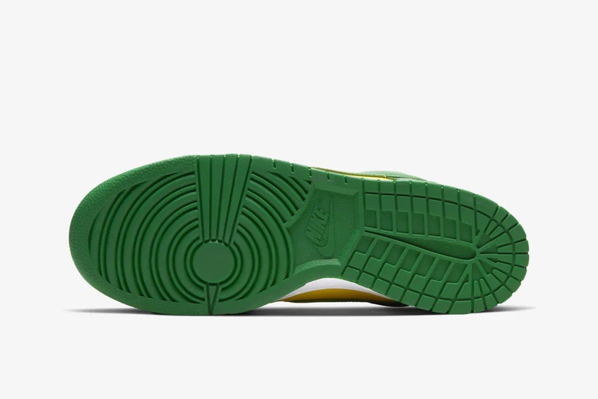 nike dunk low brazil price