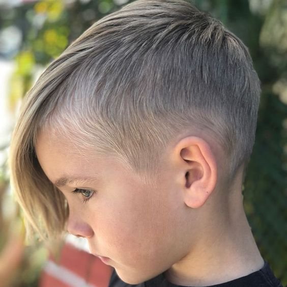 corte de cabelo masculino infantil com raio