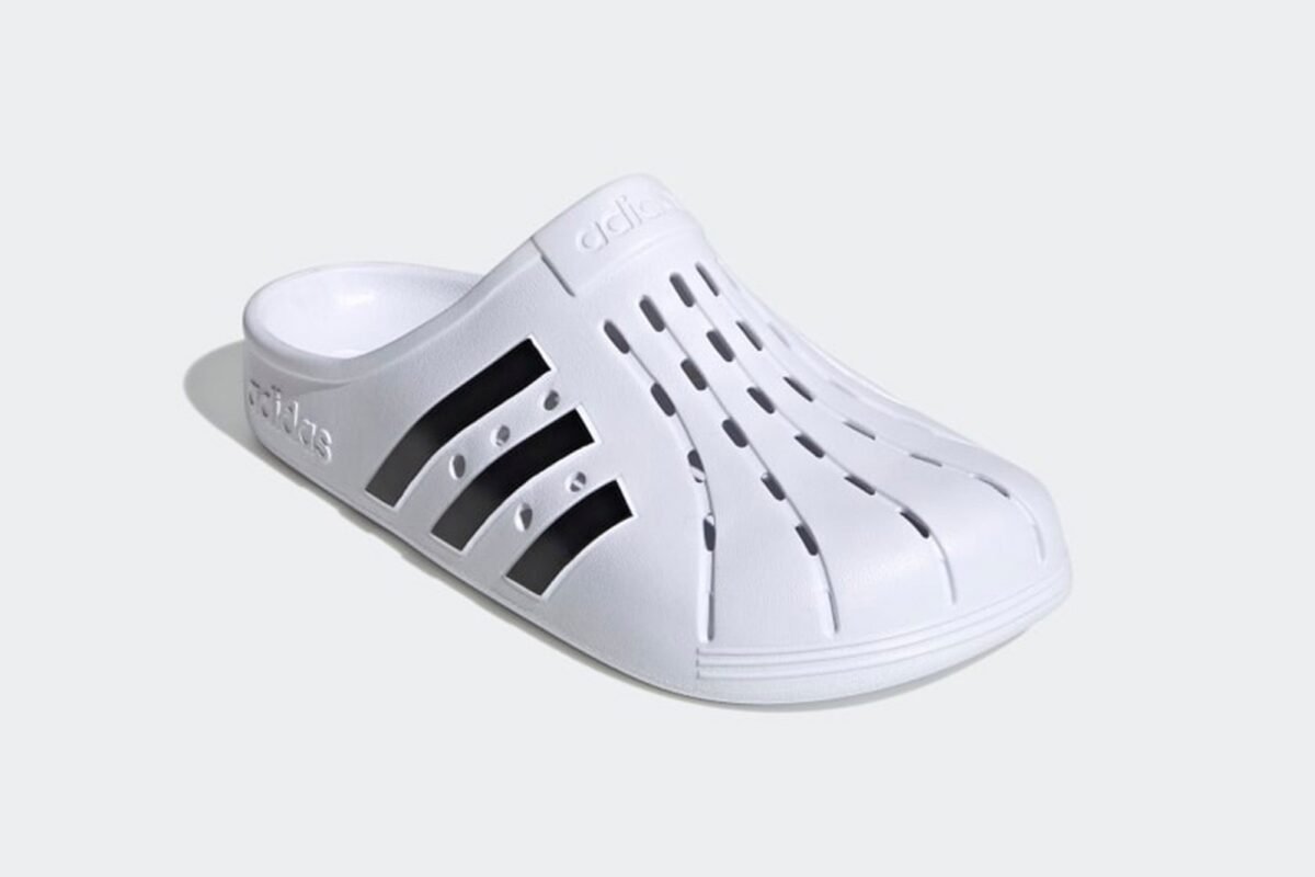 Adidas traz nova Adilette Clog (que parcem Crocs)